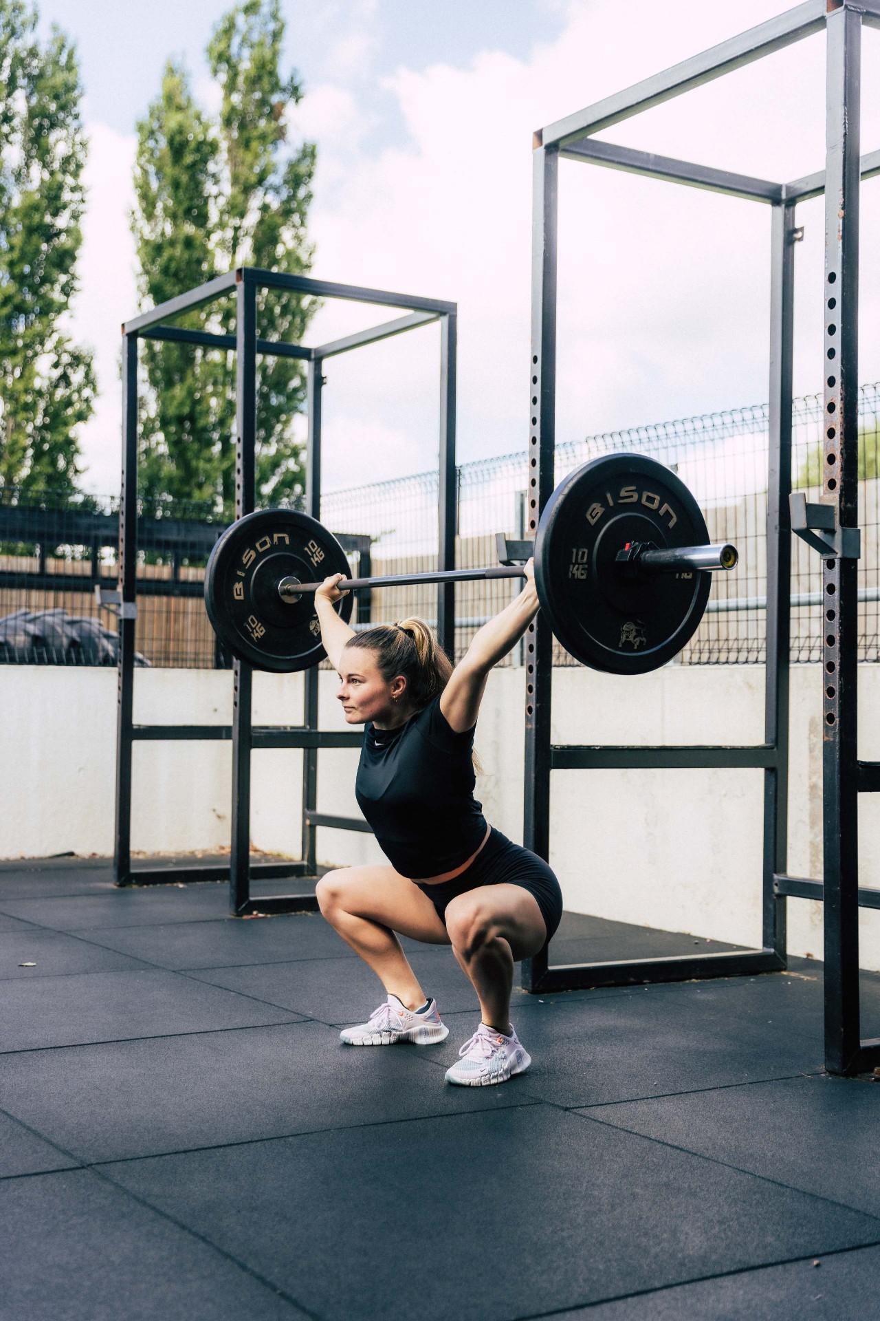 Harriet training — overhead squat.